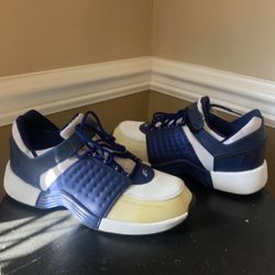 Rare!!OG Allen Iverson Off The Clock Collection Size 10.5 