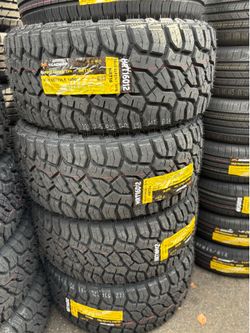 33*12.50r22 Vendo Set de llantas nueva con 60,0000 millas de garantía