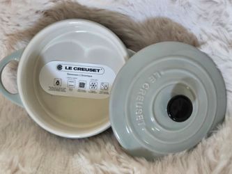 NEW LE CREUSET