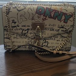 DKNY Graffiti Purse for Sale in Pico Rivera CA OfferUp
