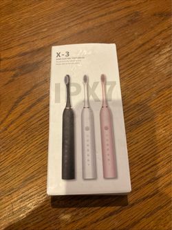 Electric Toothbrush With 4-Brush Heads