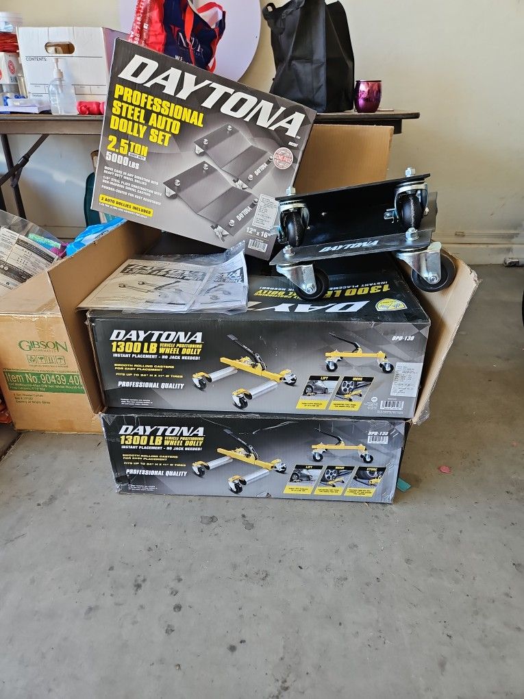 Daytona Professional Steel Auto Dolly Set & 2 Daytona 1300lb Wheel Dolly