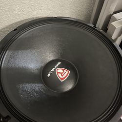 Rockville 18 inch subwoofer