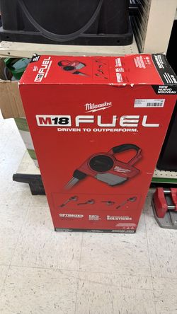 Brand new Milwaukee vacuum