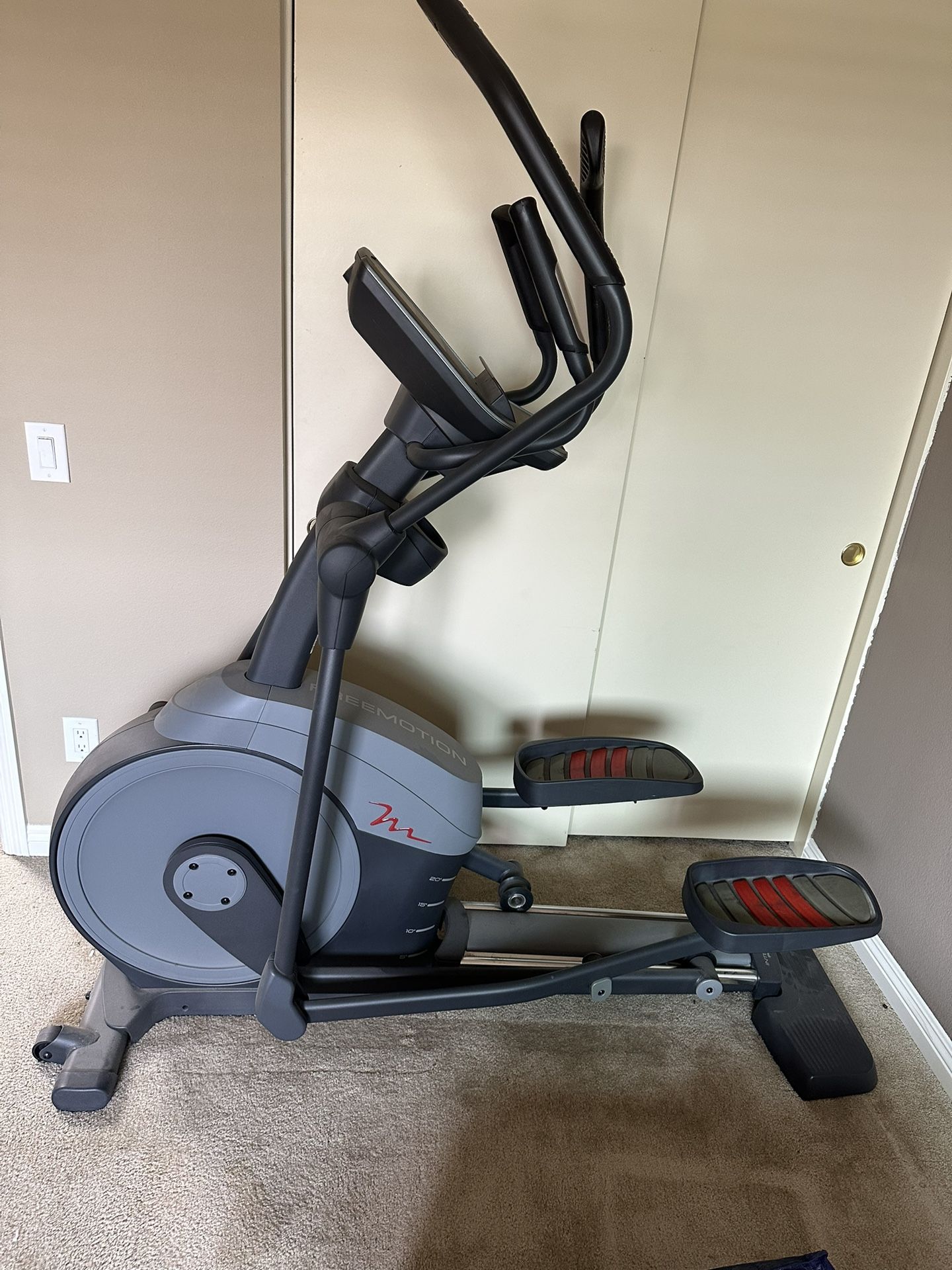 Elliptical Workout Machine