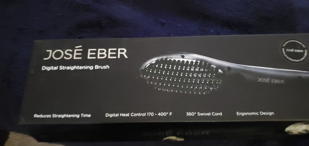 Jose Eber Digital Straightening Brush