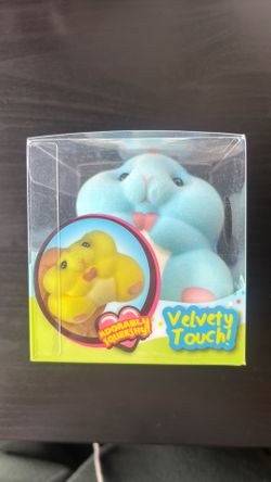 Blue Squeeshyum Hamster