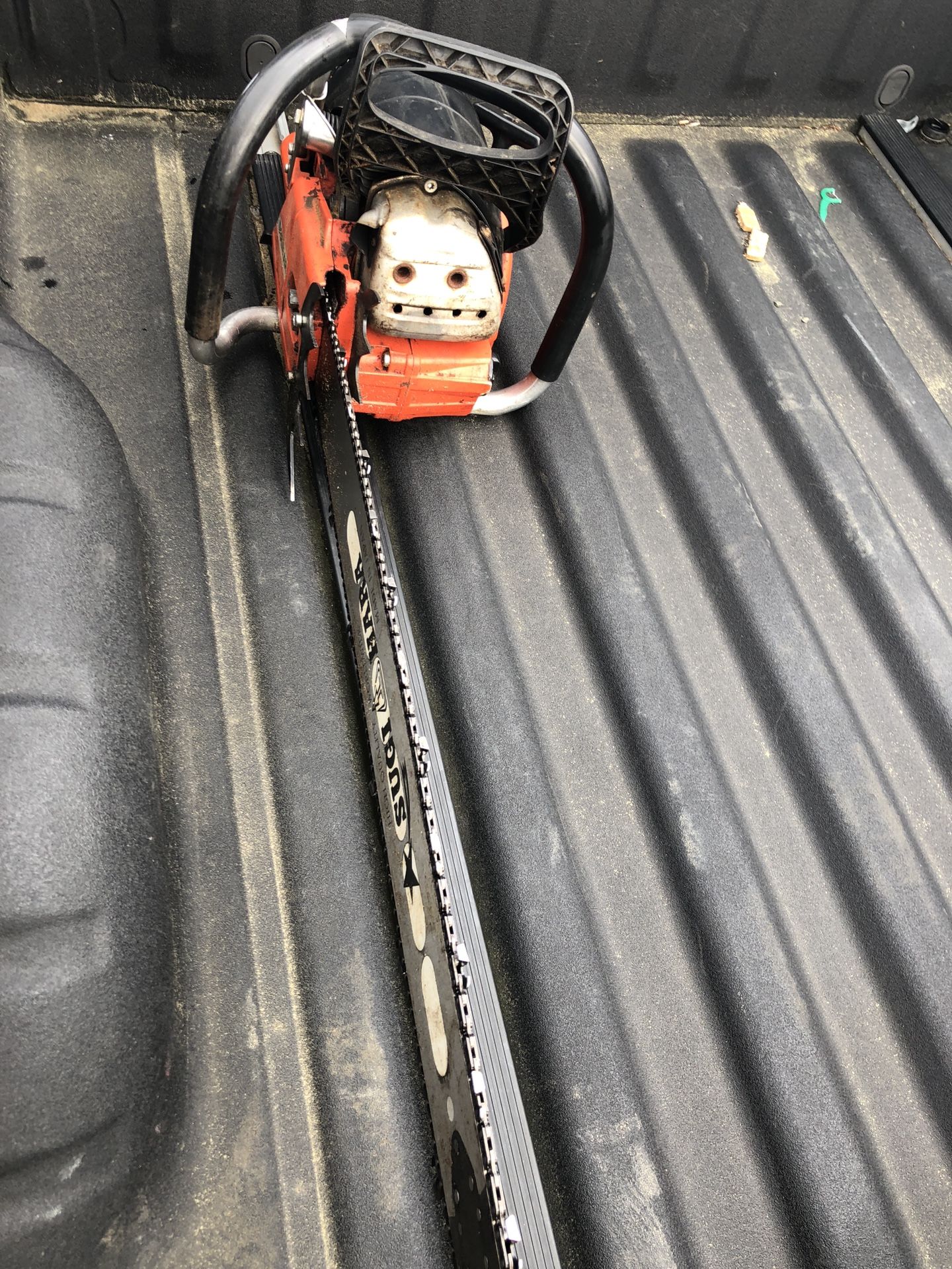 Dolmar 7900 chainsaw