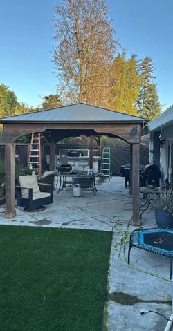 Yardistry Costco Gazebo - Excellent Condition
