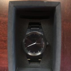 Nixon watch