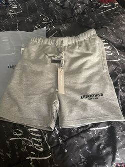Essentials Shorts
