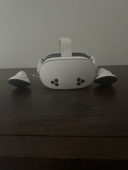 Meta Oculus Quest 3S – Slightly Used No Box