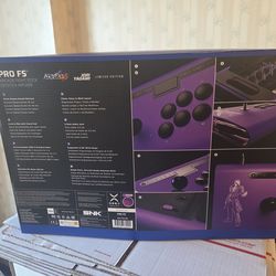 Victrix™ Pro FS Arcade Fight Stick - The King of Fighters