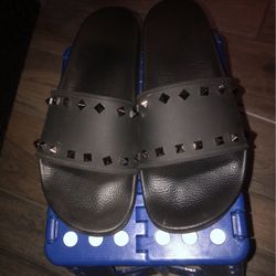Valentino Slides