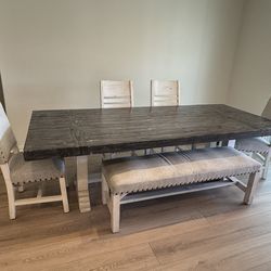 Dinning table