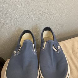 Size 12 Vans (men’s)