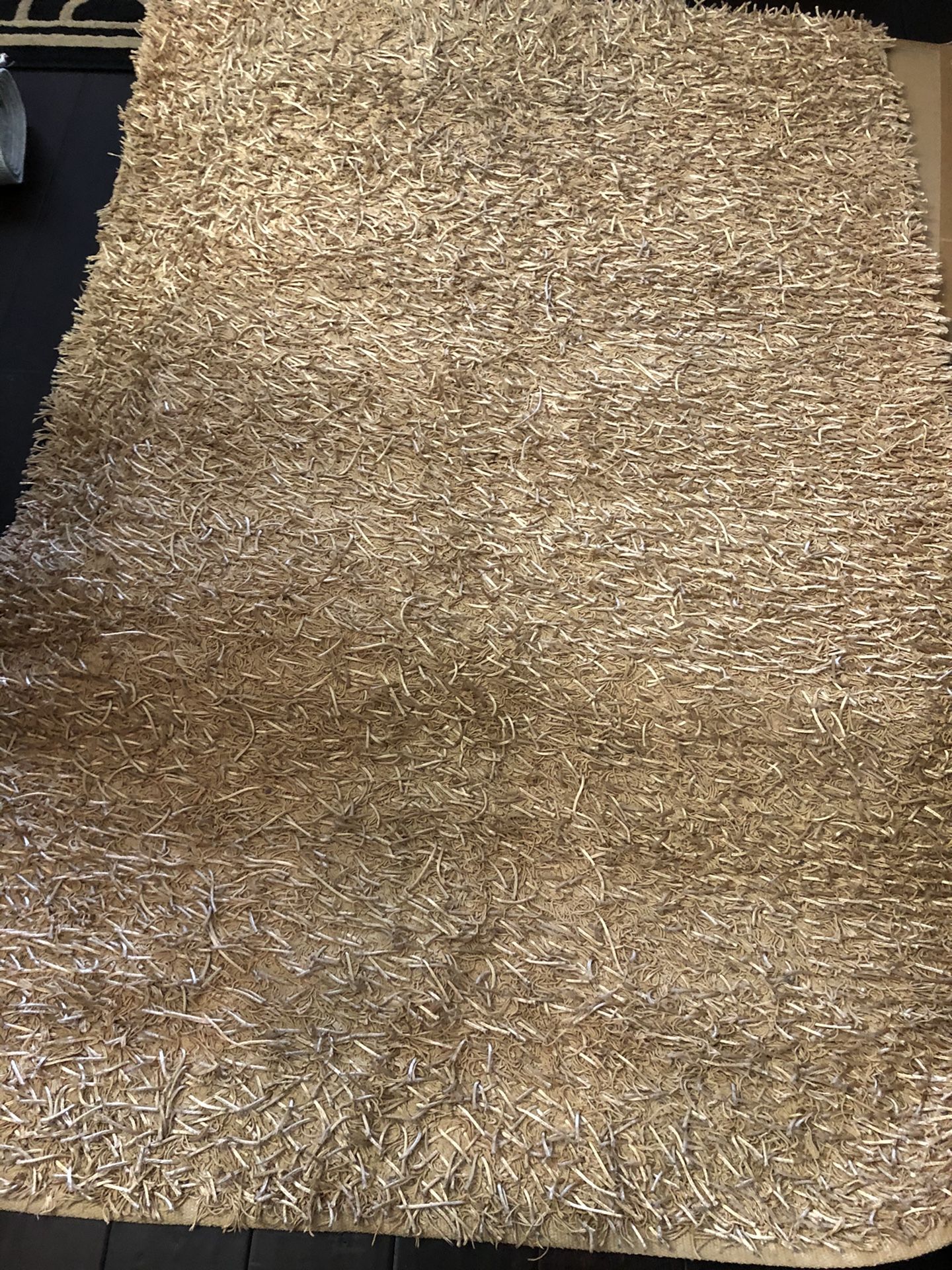 FREE Unique Gold Shag Rug