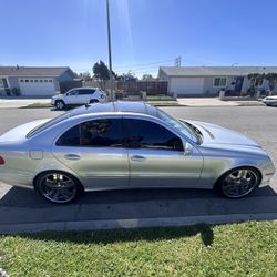 2009 C350 Mercedes Benz , 115, 000 Miles Runs Great. 