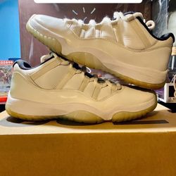 Jordan 11 Legend Blue