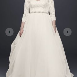 Plus Sized Wedding Dress Thumbnail