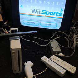 Nintendo Wii (Bundle) 
