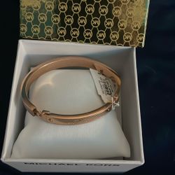 Woman’s MK Bracelet 