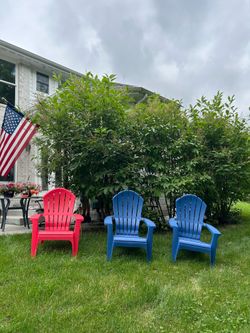 Lawn Patriotic Red and Blue 250 !!!!