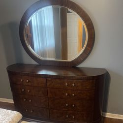 Dresser W/ Mirror