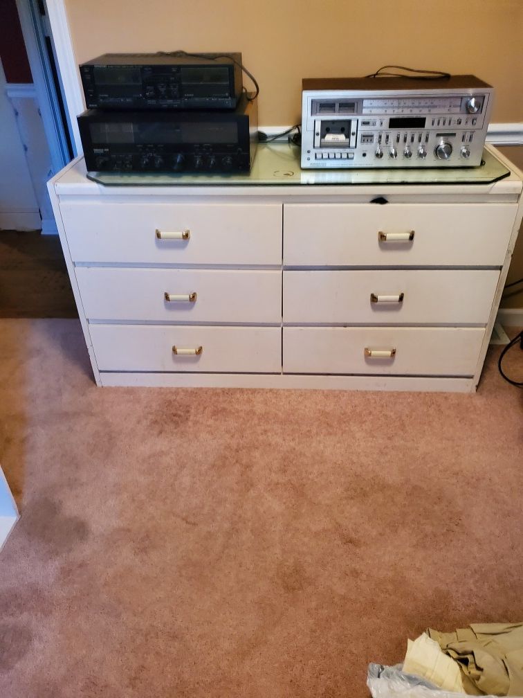 3 pieces of furniture free