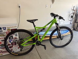 Specialized Camber Mountain Bike - 29