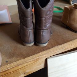 Used Boots For Toddler Size 8
