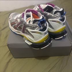 MULTICOLOR balenciaga runners