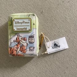 Nwt loungefly Winnie The Pooh Wallet