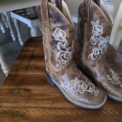 Kids boots (girls size 12.0)