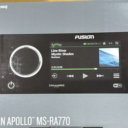 GARMIN Fusion Apollo MS-RA770 Marine StereoWith Built-in Wi-Fi