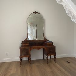 Antique vanity