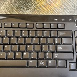 Wireless Slim Multimedia Keyboard Great For Editing