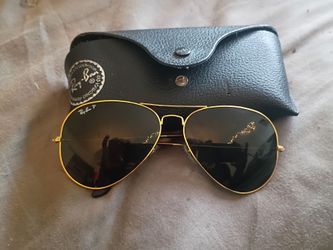 Ray-Ban Aviator Polarized Sunglasses with Case