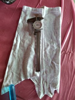 Dial Caliper For Sale