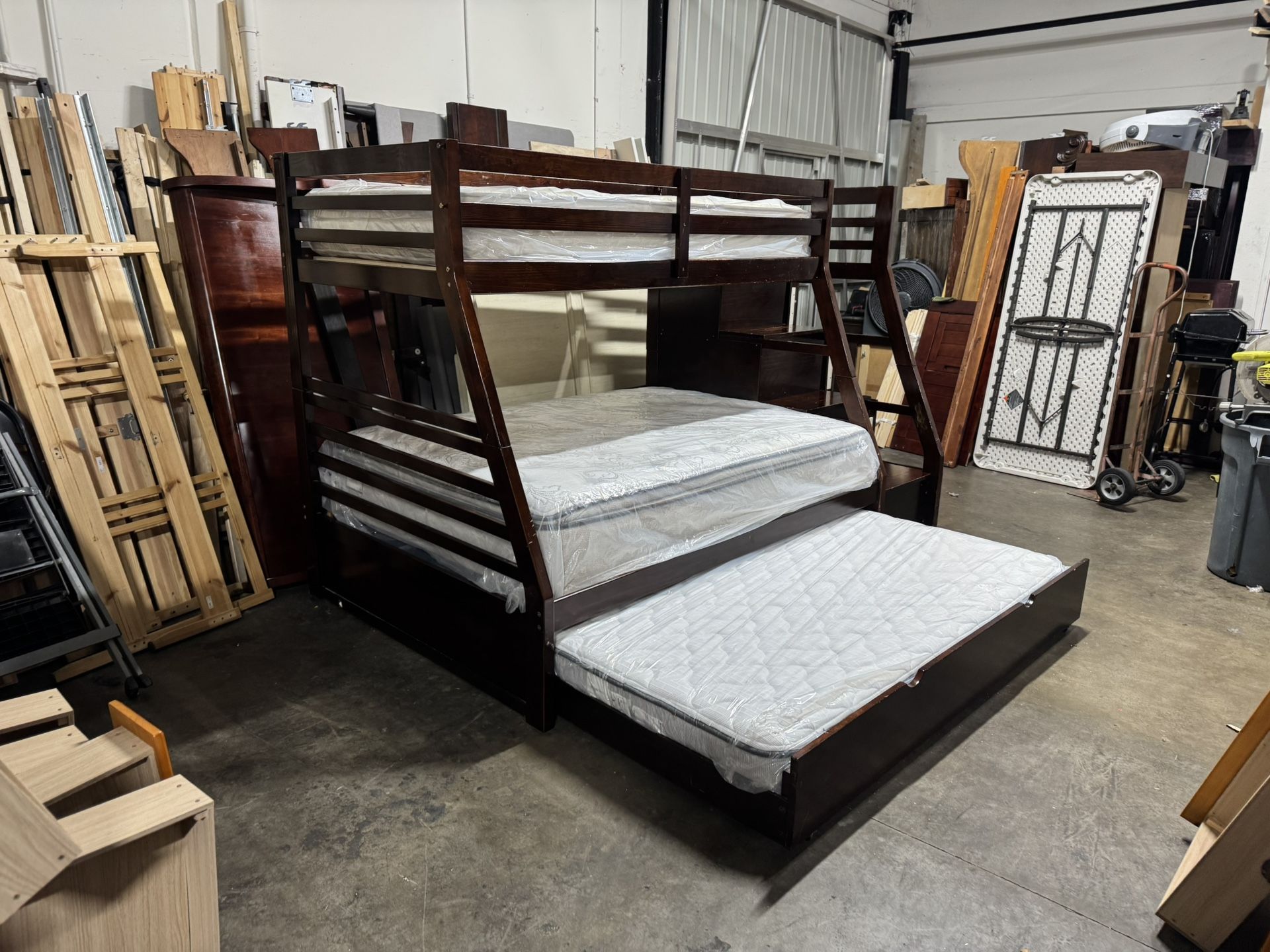 Full Over Twin Bunk Bed $540