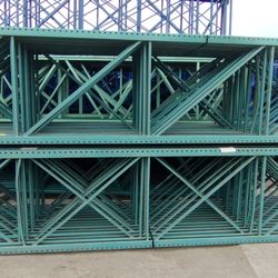 Pallet Racks 