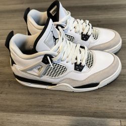Jordan 4 Military
