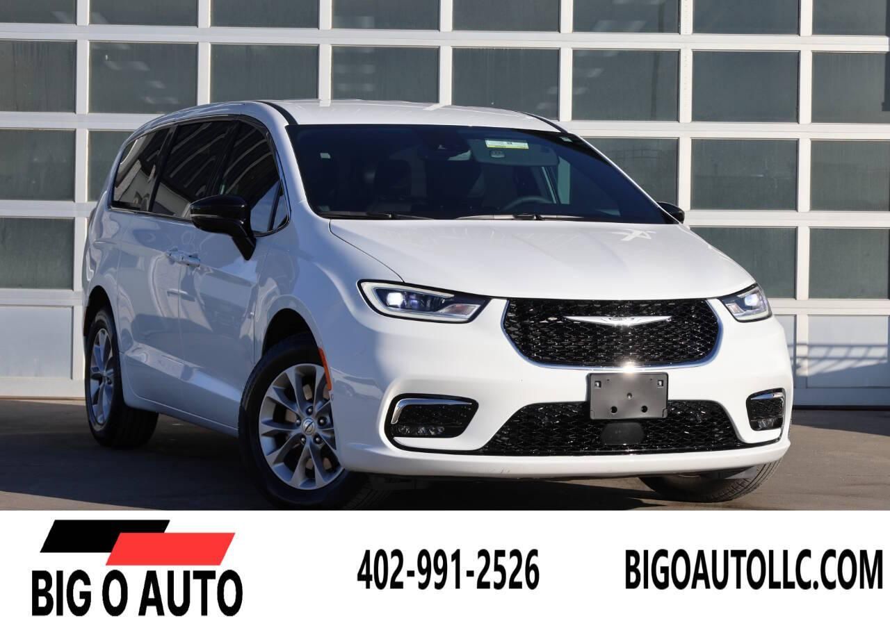 2025 Chrysler Pacifica