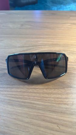 Oakley Sutro