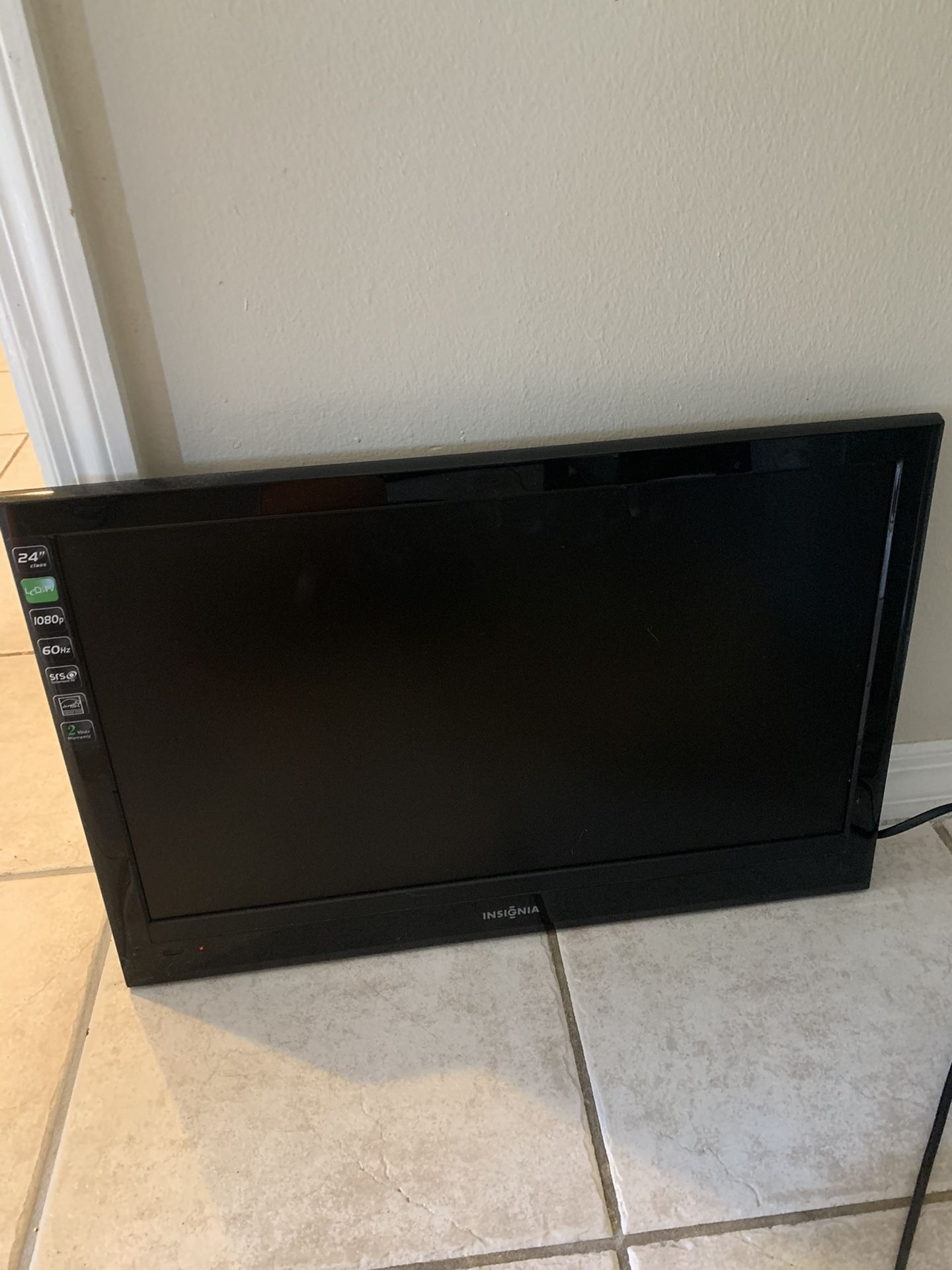 TV insignia 24”