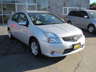 2010 Nissan Sentra 2.0 4dr Sedan 6M