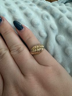 10K Yellow Gold Domed Rope Ring Size 6 – 4.31g