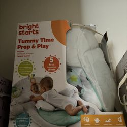 Bright Stars Tummy Time Prop & Play