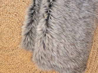 FREE Grey fake fur fabric