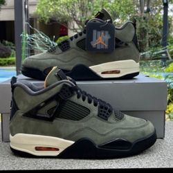 UNDEFEATED X JORDAN AJ 4 RETRO - DEEP GREEN/ CLEMENTINE Men’s Size 12.5 New IN HAND
